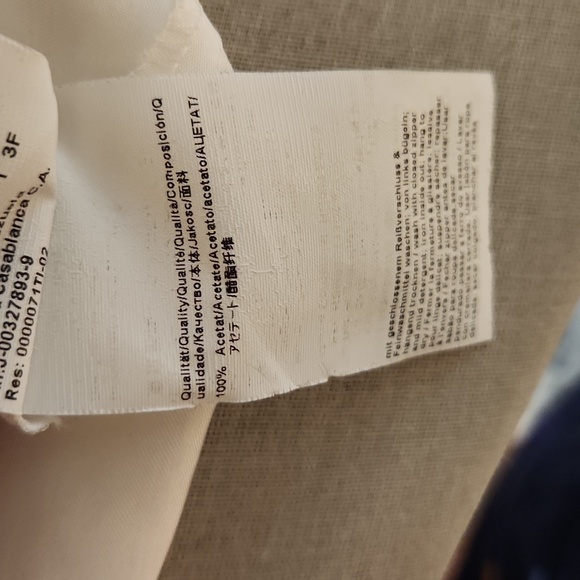 NWT Hugo Boss White Sleeveless Blouse US4 - Picture 4 of 4